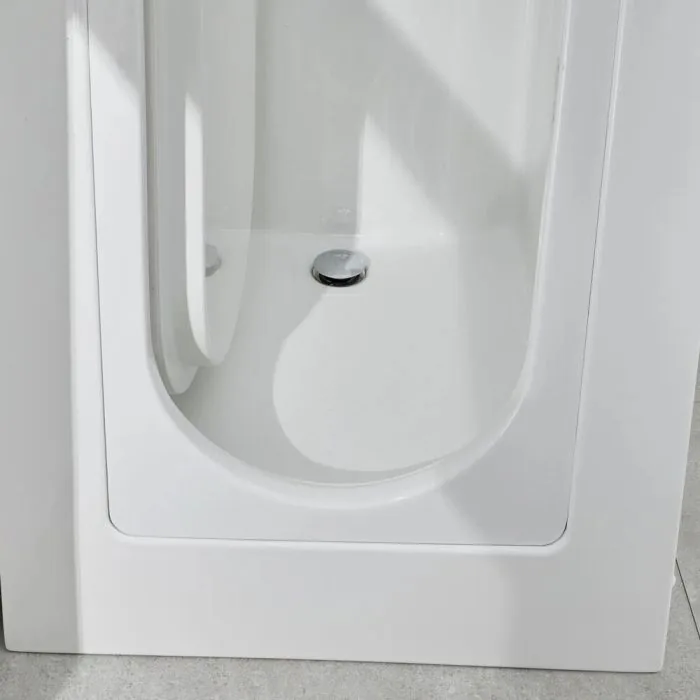 Close-up of the Florida walk-in bath's low door and step-in