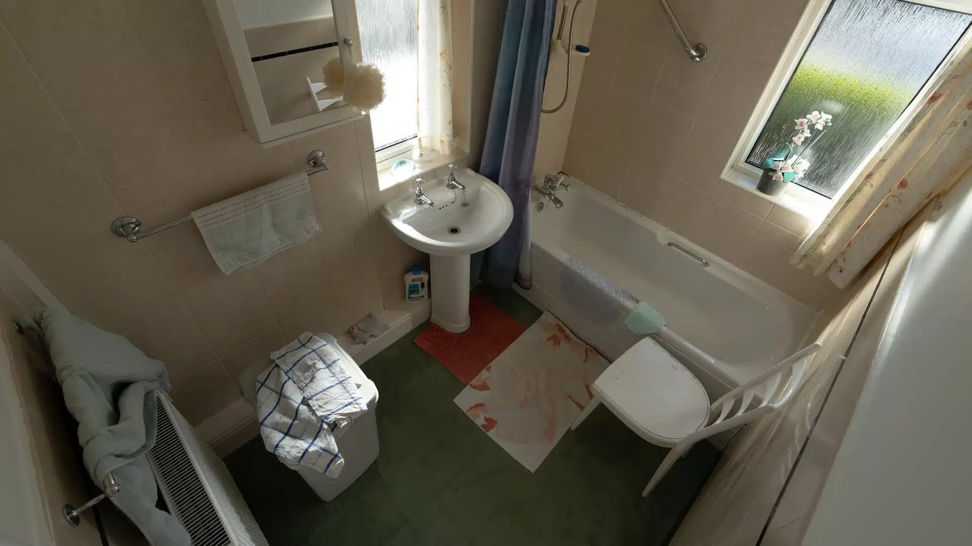 Before photo of Paul's bathroom before an accessible renovation by the Age Care Bathrooms team.