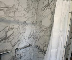 Sandra's after pics - new bathroom